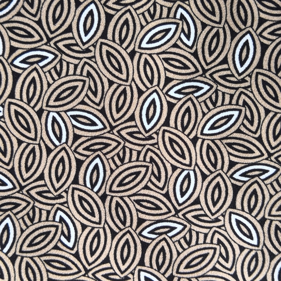 Dana Buchman Office Blouse Shirt with Tan Black White Accents - Picture 3 of 6